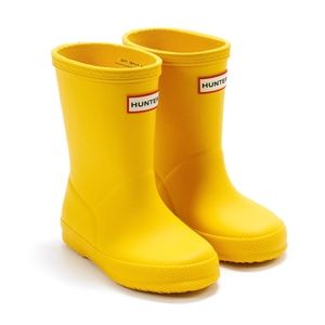 ADORABLE Yellow Rain Boots!!!💛☔️ HUNTER!!! NEW!!!